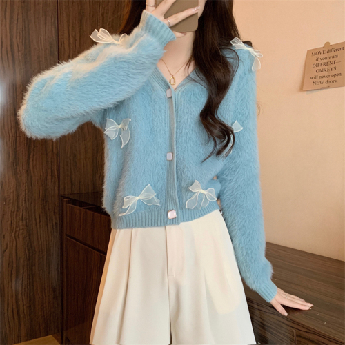 Actual shot of new version of Korean style autumn and winter three-dimensional bow soft waxy cardigan sweater jacket