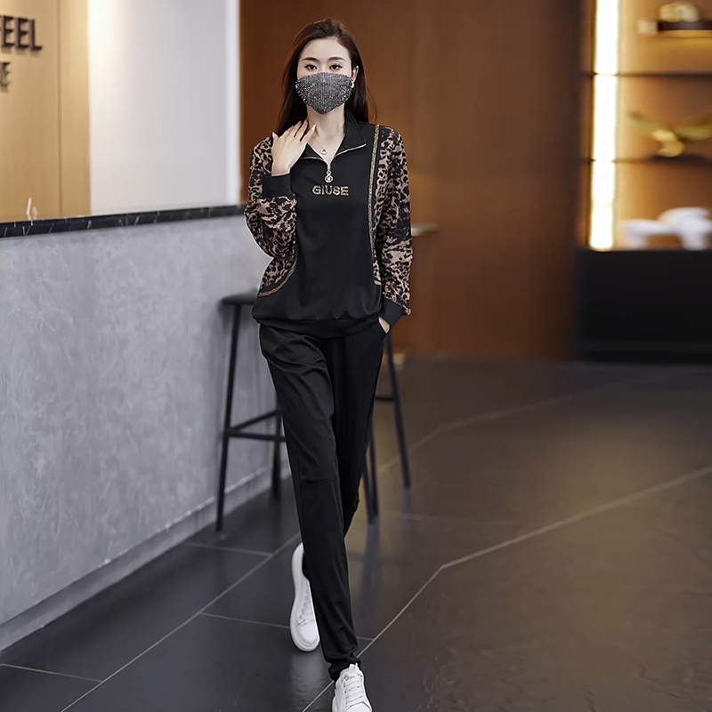 實拍大碼女裝2024年春款時尚運動休閒套裝時髦洋氣減齡兩件套