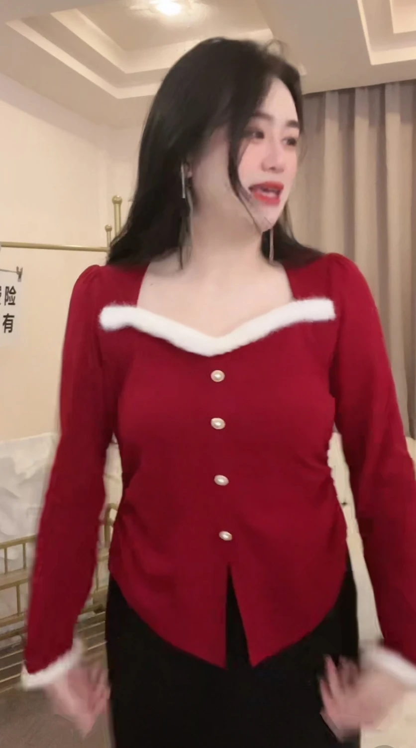 紅色方領毛毛拼接純欲風打底衫女秋冬季修身遮肉顯瘦內搭上衣