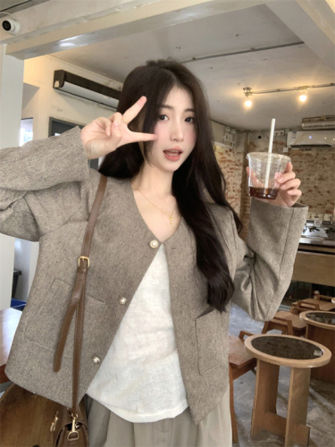 Actual shot~Korean style fine flower woven Xiaoxiang jacket with low round neck, loose and western style early spring top for women with gentle style