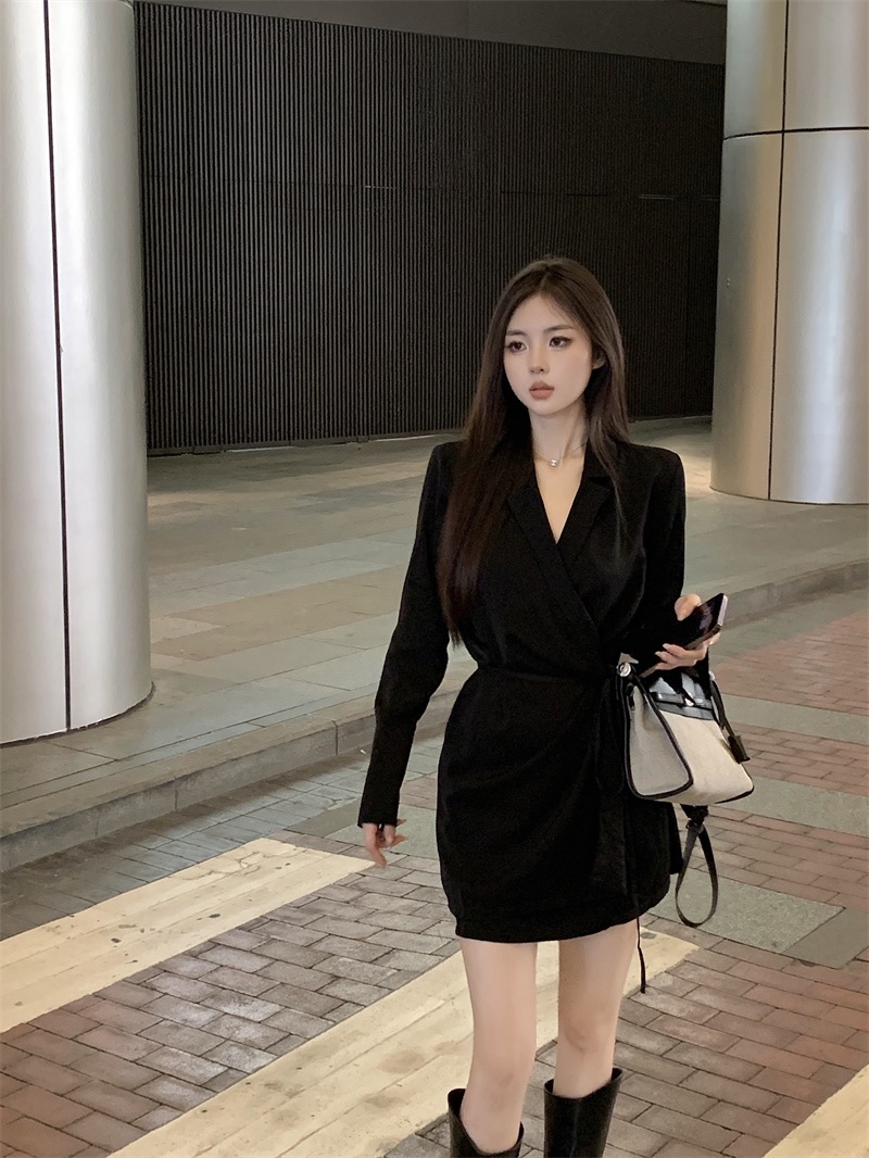 Actual shot ~ 2024 spring new temperament, high-end, waist slimming, strappy long-sleeved shirt dress for women
