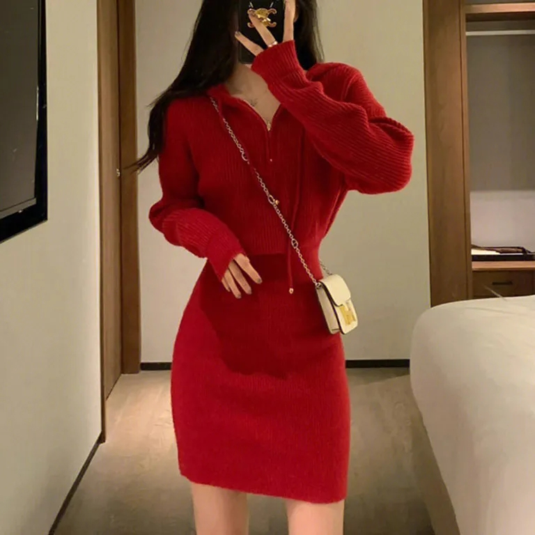 2024龍年新款毛衣裙包臀裙紅色針織連衣裙子女秋冬季穿搭新年戰袍