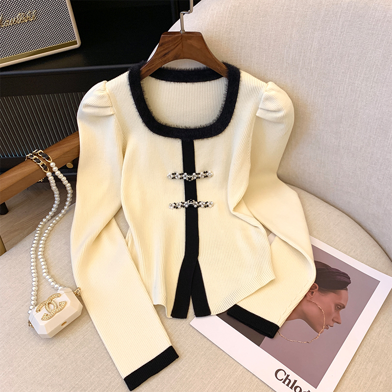 French high-end black square collar contrasting color knitted cardigan for women 2024 new Chinese style plate button top short sweater