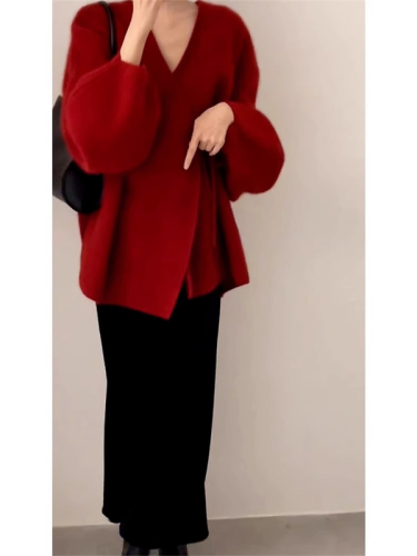 Sheep wool 2024 winter new year red sweater women's high-end knitted cardigan jacket