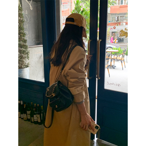 Actual shot of khaki windbreaker for women, spring and autumn, Korean style, high-end, slim waist, long jacket for small people