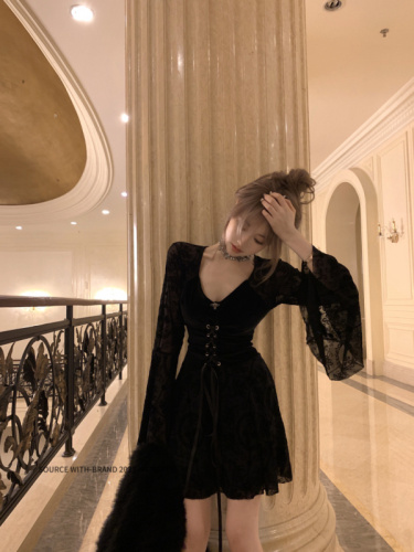 Actual shot~Retro velvet black dress for birthday, high-end feel