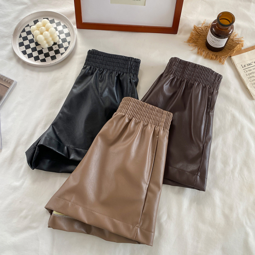 Real shot of winter elastic waist leather shorts, new Korean style high-waisted wide-leg pants, black PU leather pants