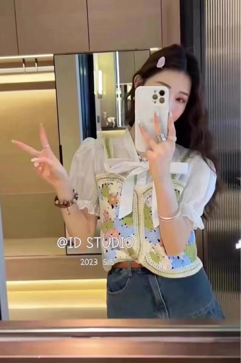 夏季新款韓版時尚V領蝴蝶結拼接彩色鈎花短袖上衣女