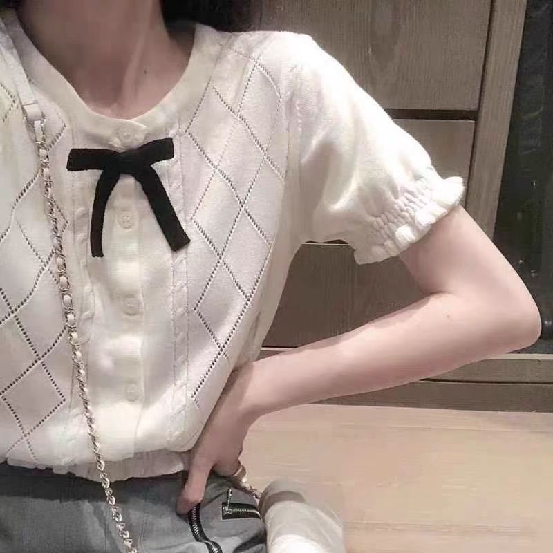 小香風短袖年新款冰絲薄款針織衫女設計感短款上衣法式小衫潮
