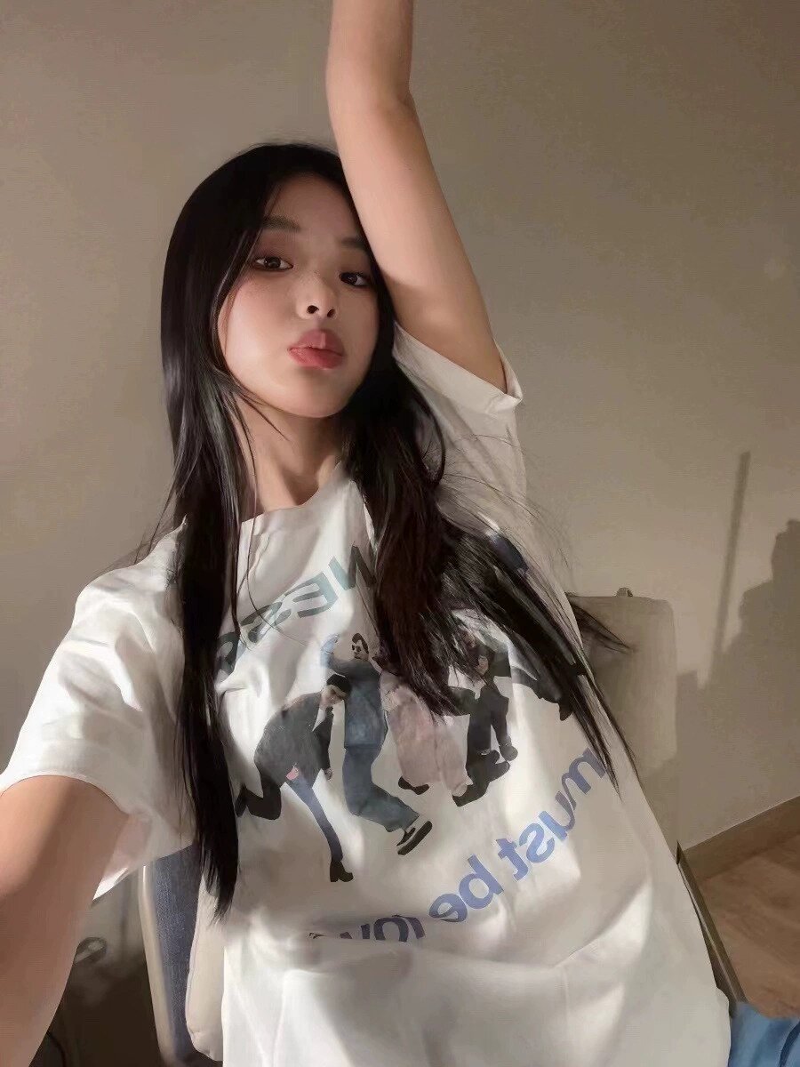 韓國小眾設計感復古美式人物印花圖案純棉短袖T恤