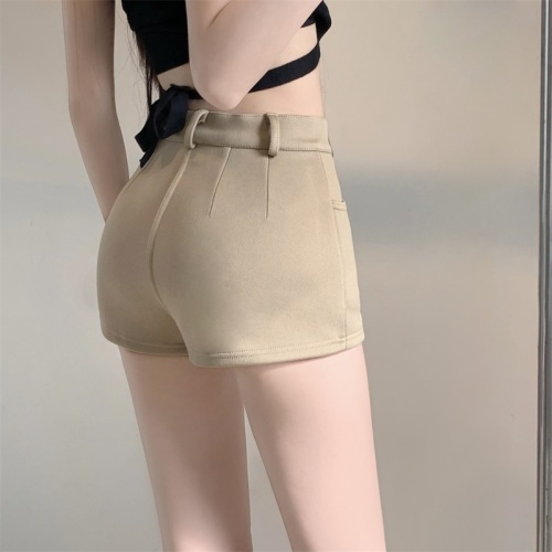 Real shot!  !  Thickened high-waisted elastic casual shorts for women in autumn and winter hot girls slim slimming A-line hot pants