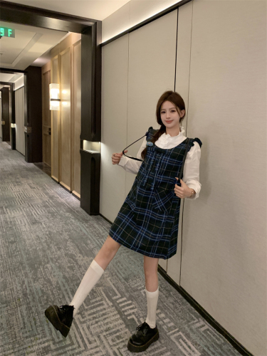 Actual shot ~ Blue and green retro plaid dress for petite girl with flying sleeves and sweet college suit