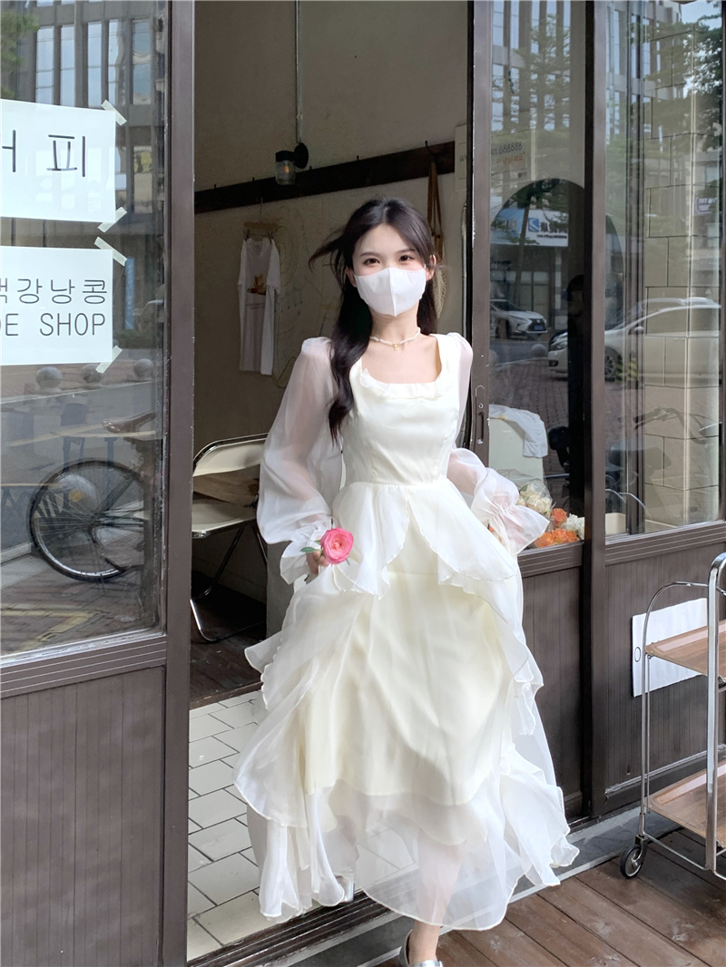 Real shot of French super fairy dress for women with long sleeves and temperament white fairy ruffled long skirt dress