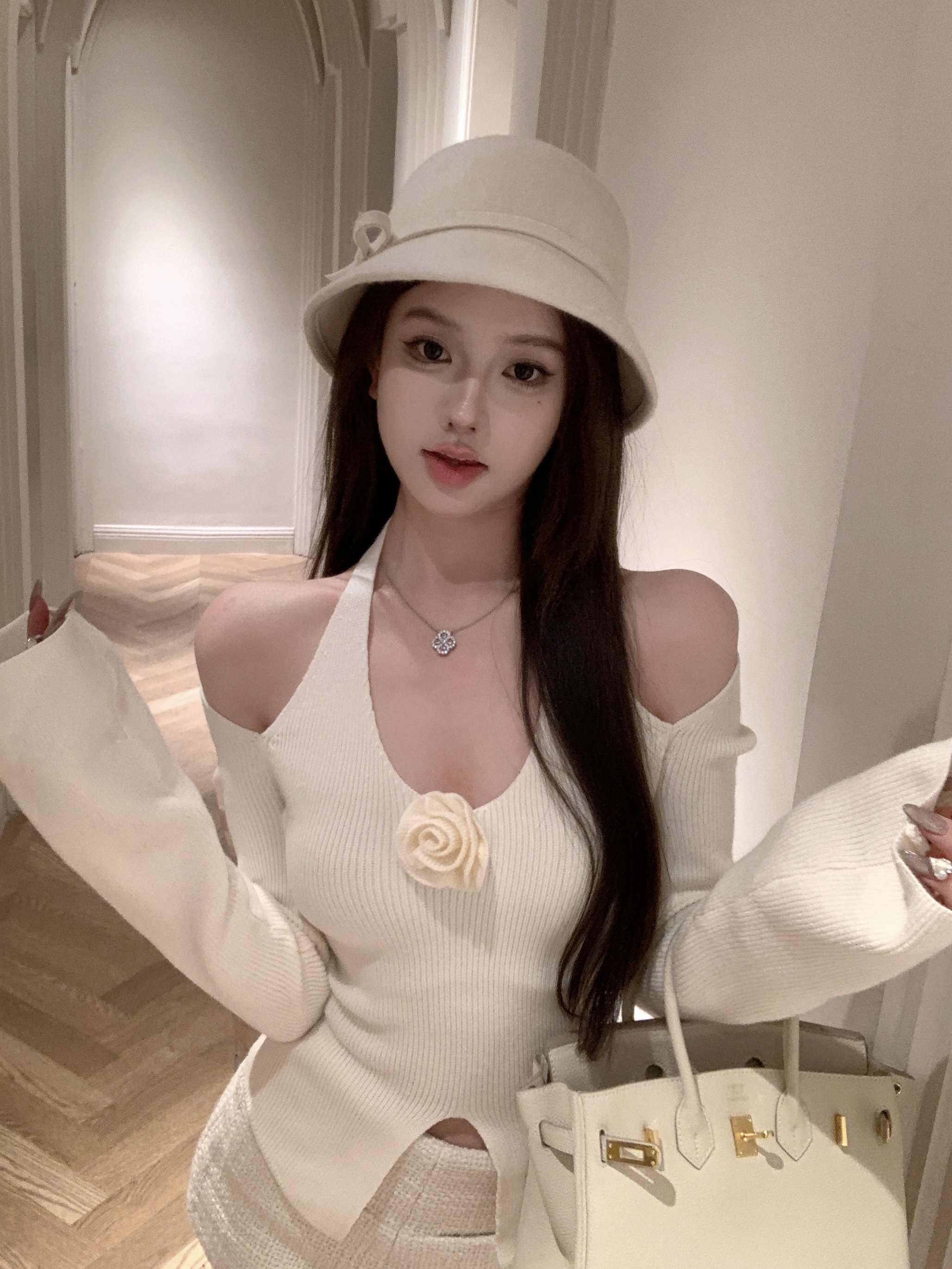 Real shot of French three-dimensional flower off-shoulder halterneck long-sleeved bottoming sweater top with slimming look