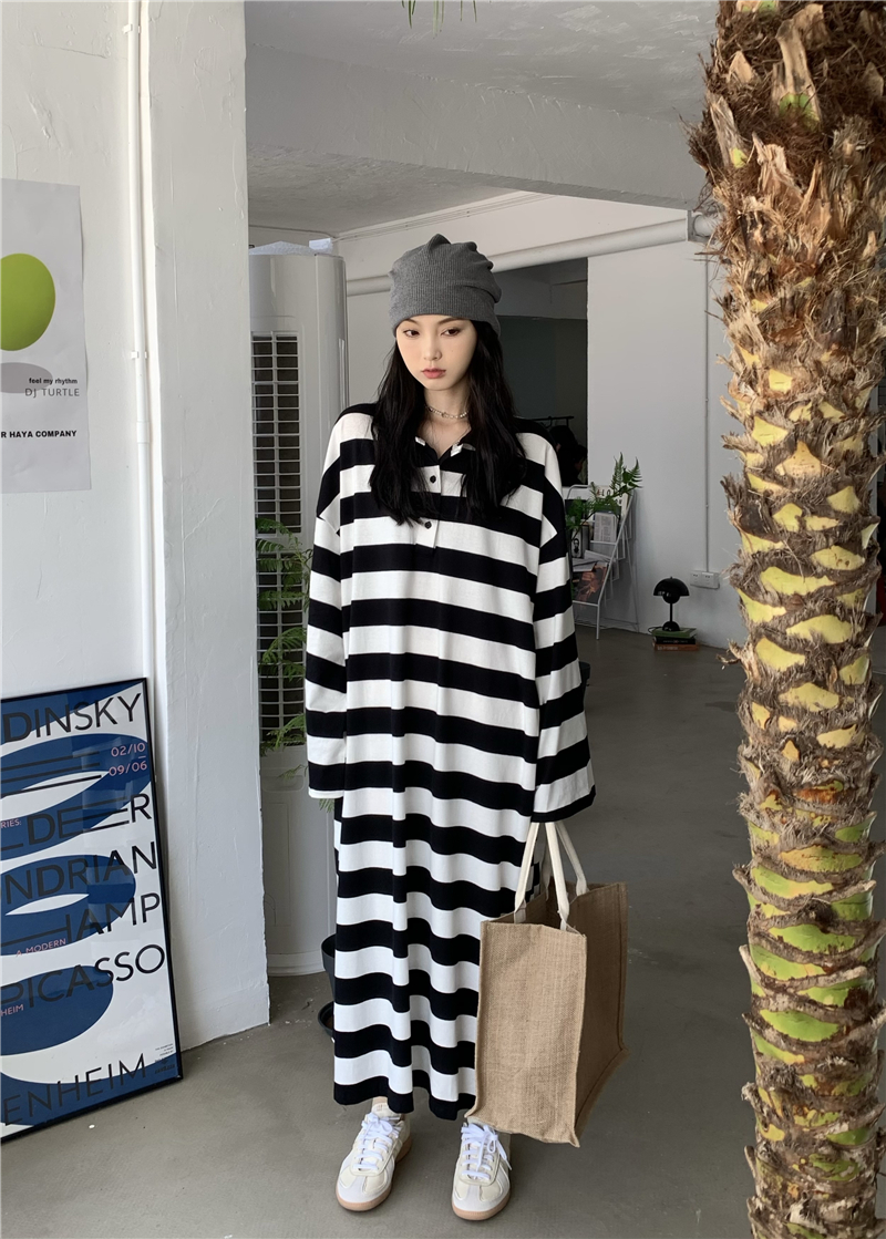 Real shot of fashionable girl~Versatile loose polo collar wide striped long dress