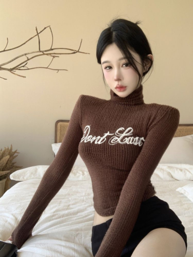 Pure desire sweet hottie short German velvet top women's autumn and winter high-end chic turtleneck bottoming shirt