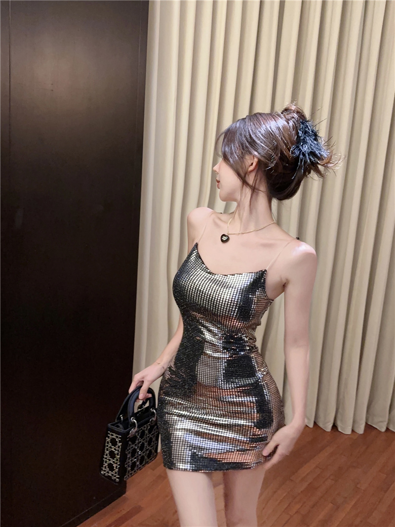 實拍~純欲辣妹亮片吊帶連衣裙高級收腰盪領性感閃閃包臀裙女