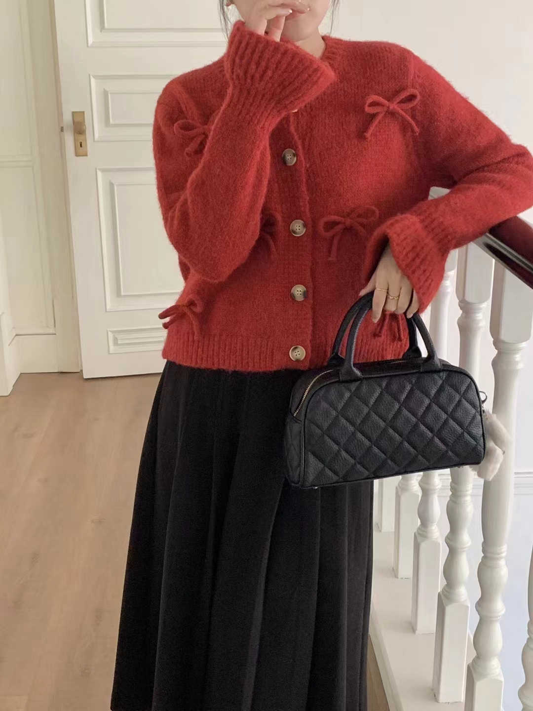 Sheep velvet sweet style bow sweater for women 2024 spring loose and chic sweater trend