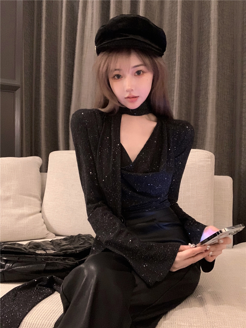 Real shot of new spring clothes for hot girls sexy sparkling swing collar scarf long-sleeved T-shirt for women
