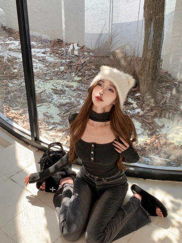 Hot Girl Halter Neck Long Sleeve German Velvet Top Women's Autumn and Winter Half Turtle Collar Bottoming Top Wear Chic Gray