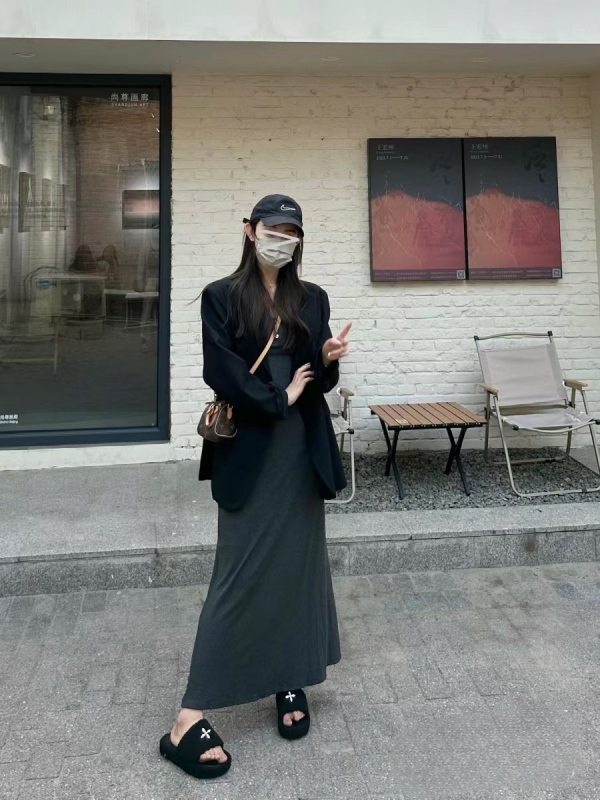 灰色針織連衣裙修身顯身材大方領氣質顯瘦休閒西裝兩件套裝女春秋