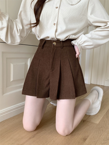 Real shot of high-quality corduroy shorts with few returns, women's high-waisted wide-leg pants, pleated skirt pants, a-line bottoming