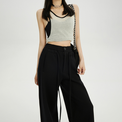 Real shot of American retro loose wide-leg pants, versatile high-waisted fashionable drapey floor-length casual pants, women's trendy trousers, extended