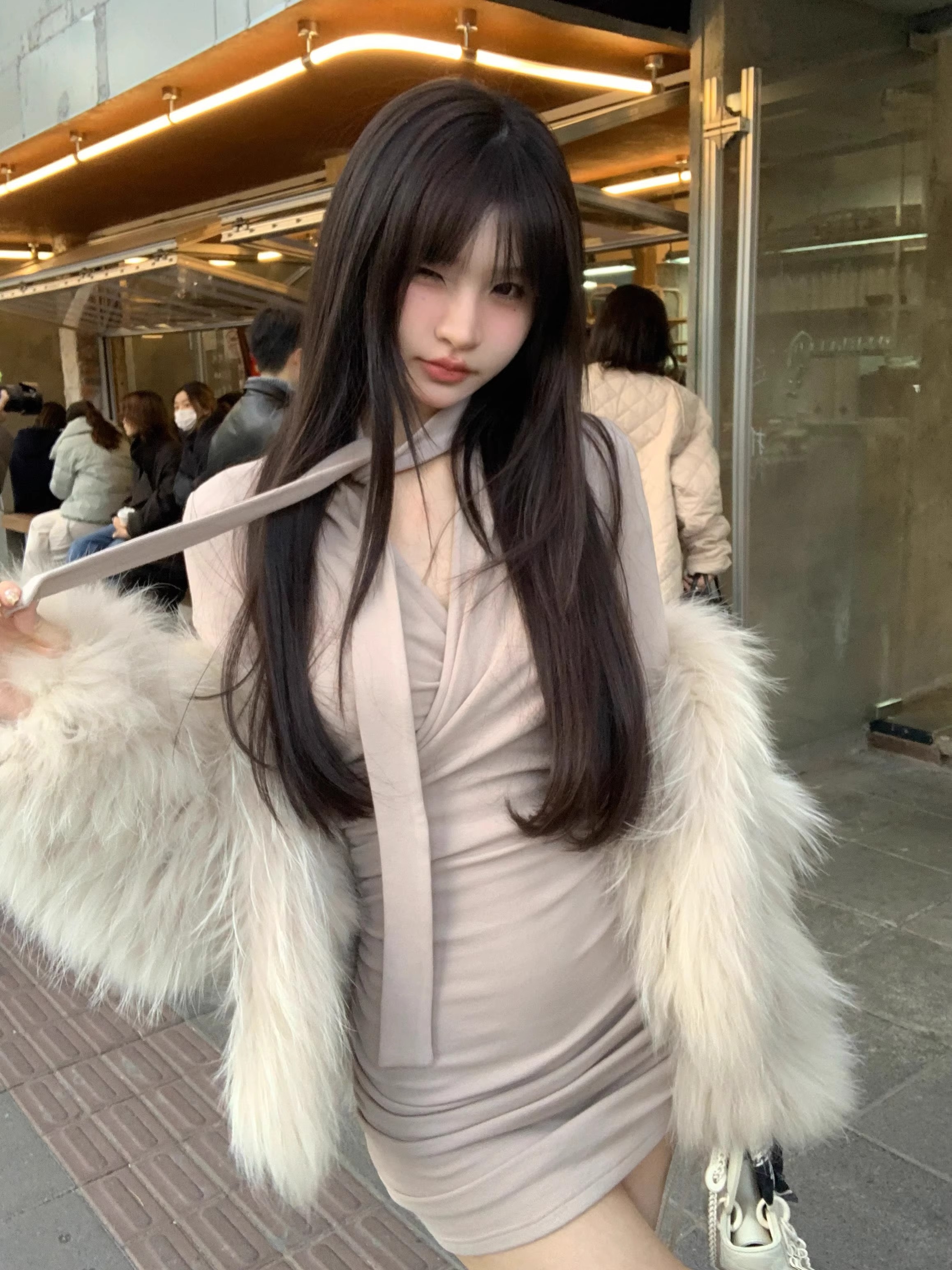 你家辣辣韓劇女王內搭包臀裙女奶茶色連衣裙送飄帶