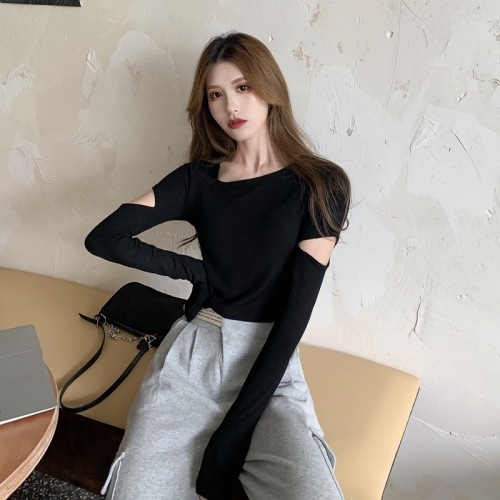2024 new autumn clothing design niche scheming square neck long-sleeved t-shirt women's short top with bottoming shirt