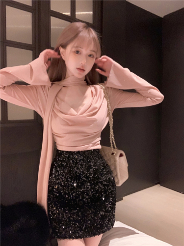 Real shot of new spring clothes for hot girls sexy sparkling swing collar scarf long-sleeved T-shirt for women