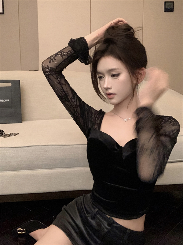 實拍~絲絨拼接蕾絲純欲辣妹性感喇叭袖長袖內搭上衣打底衫女