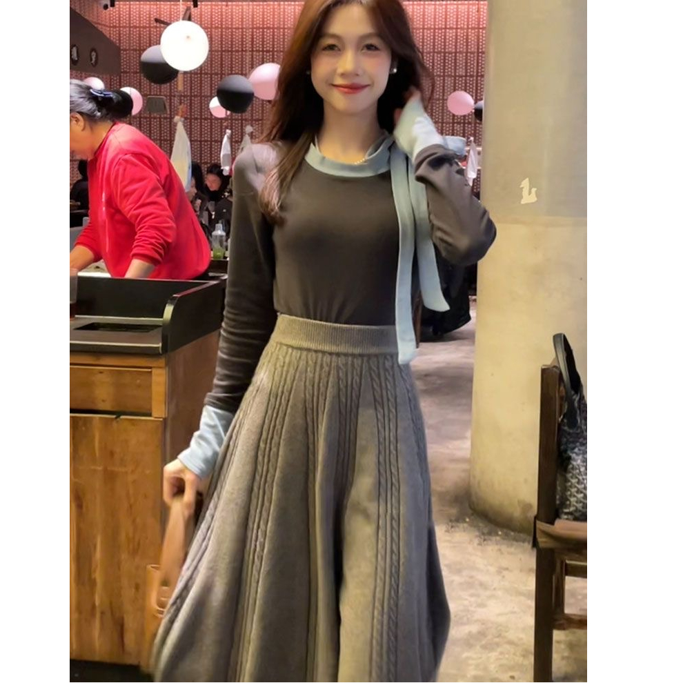 Chami Faxiang Confess Gentle Wind Fake Two-piece Top with Contrast Color Stitching Strap and Bow Design