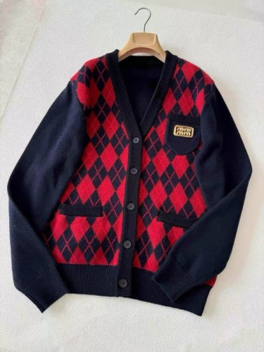 High quality ~ age-reducing college style pure wool diamond check knitted cardigan vest 24 years new early spring