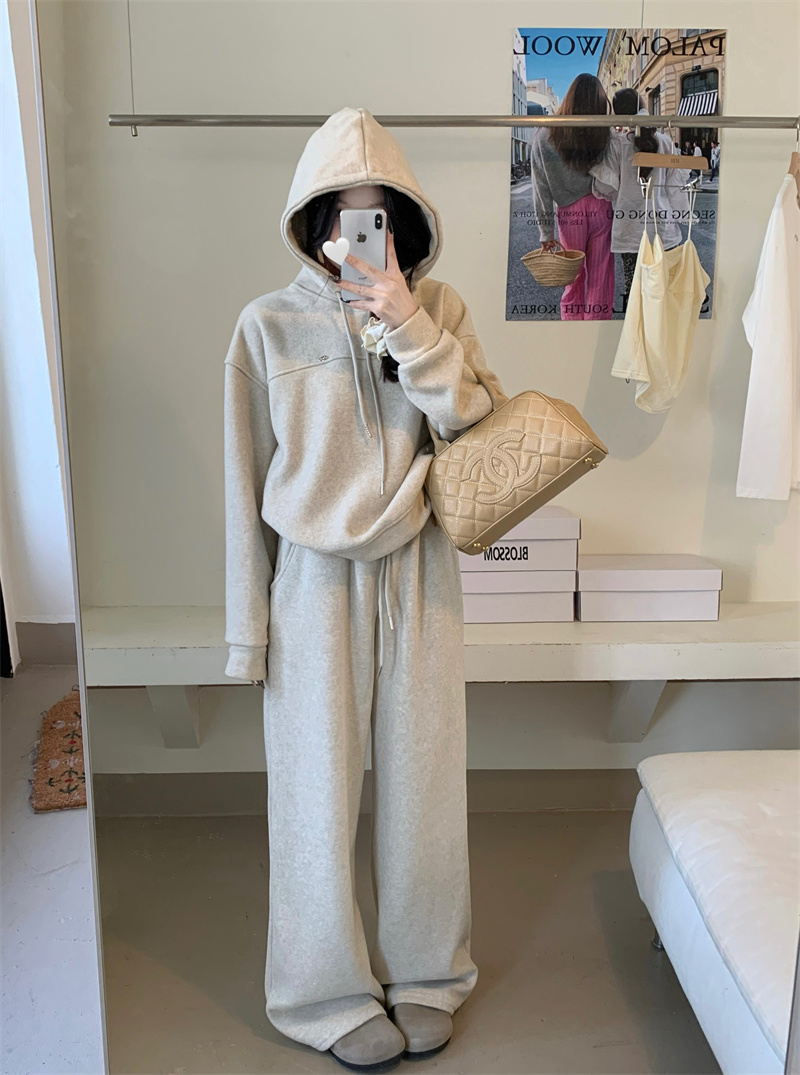 Real shot hooded sweatshirt casual trousers suit autumn and winter velvet thickened casual sports two-piece set for women