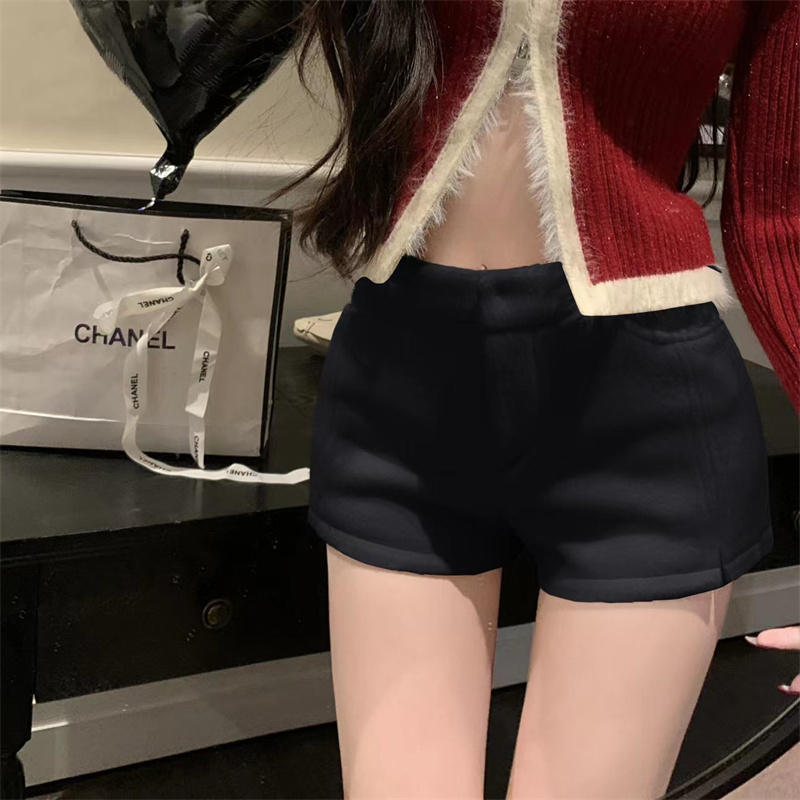 實拍  秋冬新款毛呢低腰A字短褲修身顯瘦純欲辣妹高熱褲女