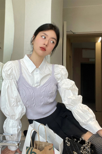 实拍韩温柔紫吊带麻花针织衫+白色泡泡褶皱设计感衬衫两件套