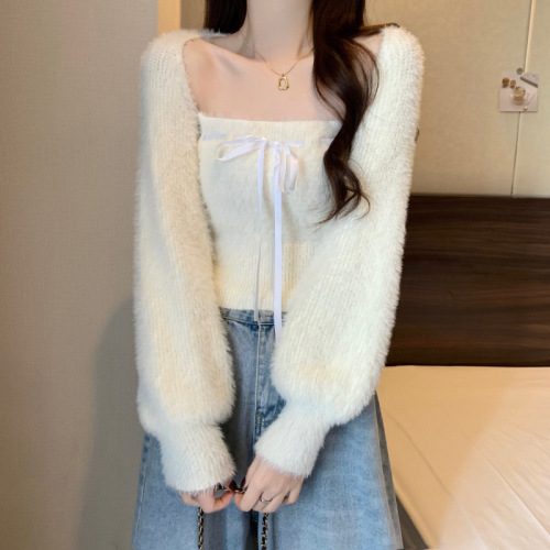 Actual shot of the new Korean-style design furry sweater suit strappy vest + cardigan two-piece set