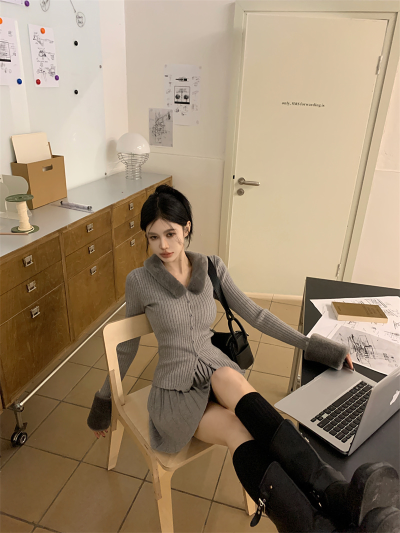 實拍 袖口毛毛針織毛衣女高腰百褶裙套裝
