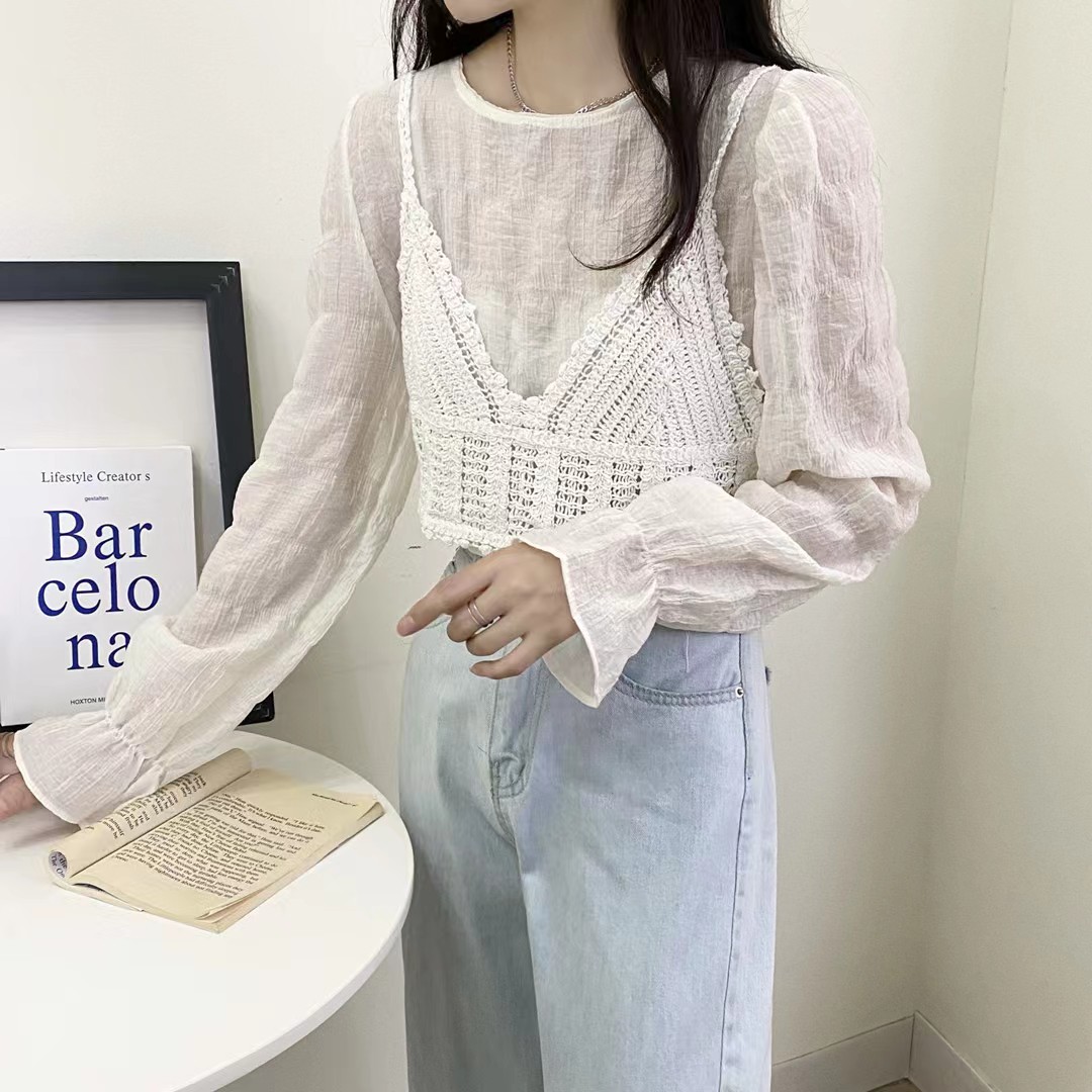Real shot of autumn Korean style French design long-sleeved shirt + crocheted suspender two-piece set