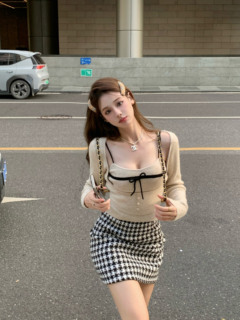 實拍  簡約時髦設計感撞色針織兩件套毛呢半身裙套裝