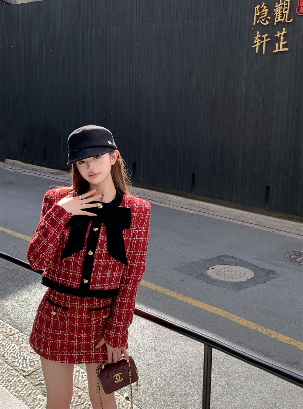實拍秋冬女新款蝴蝶結短款外套高腰包臀半身裙子小香風紅色套裝