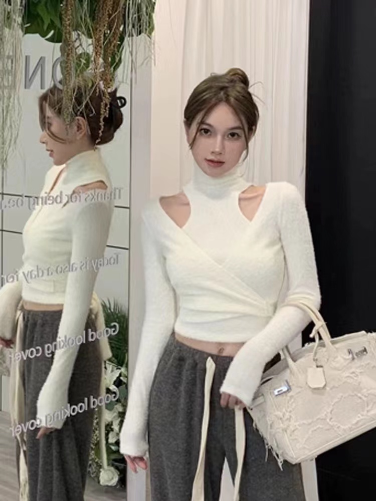 Mink velvet sweater women's autumn and winter off-shoulder sweater turtleneck bottoming shirt design niche fake two-piece top for women