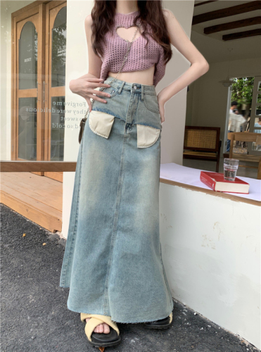 Actual shot#New high-waisted denim skirt with large pockets and raw edge skirt