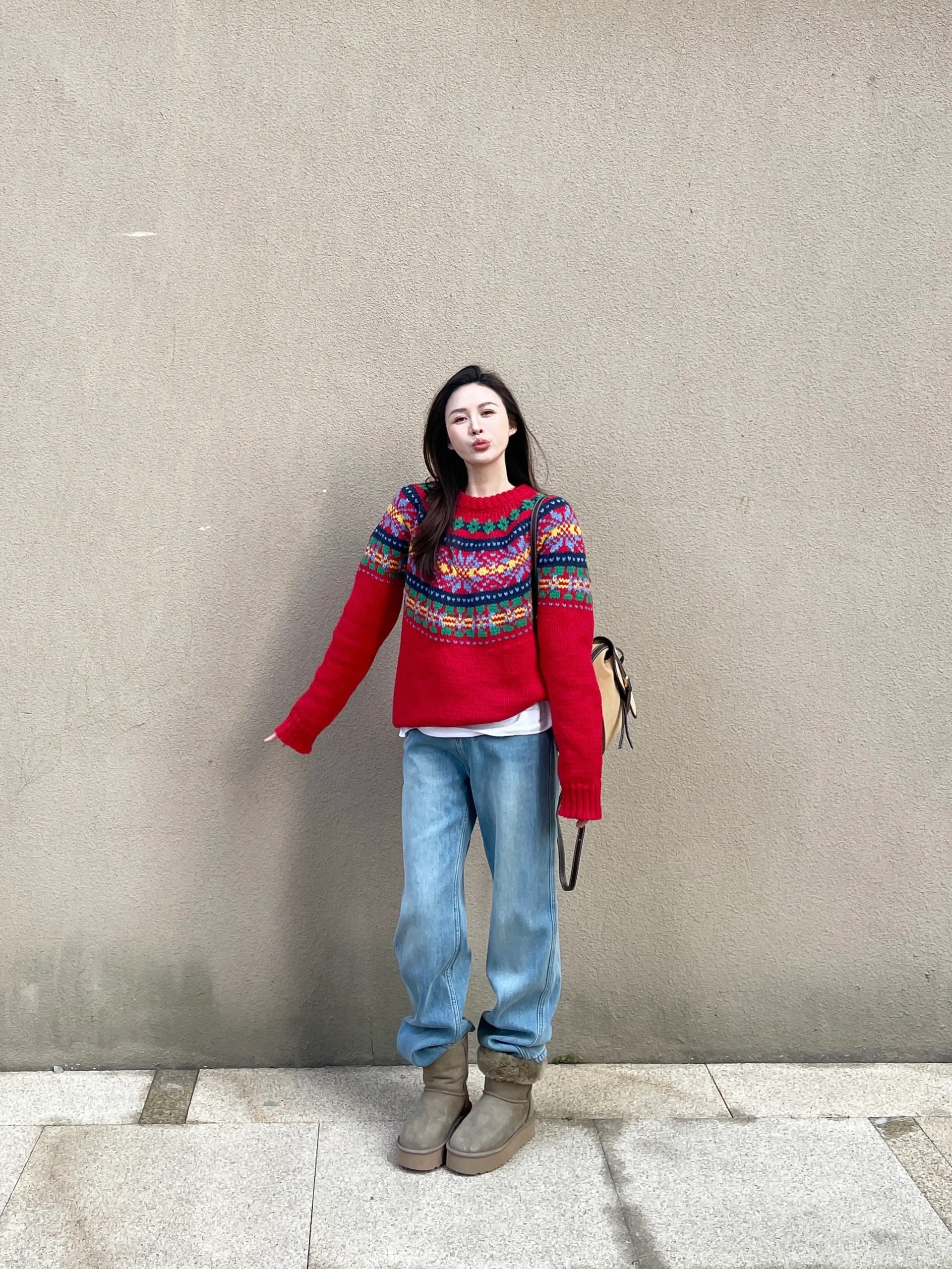 Autumn and winter retro New Year red round neck jacquard sweater for women Korean style lazy style fashion age-reducing loose sweater thick