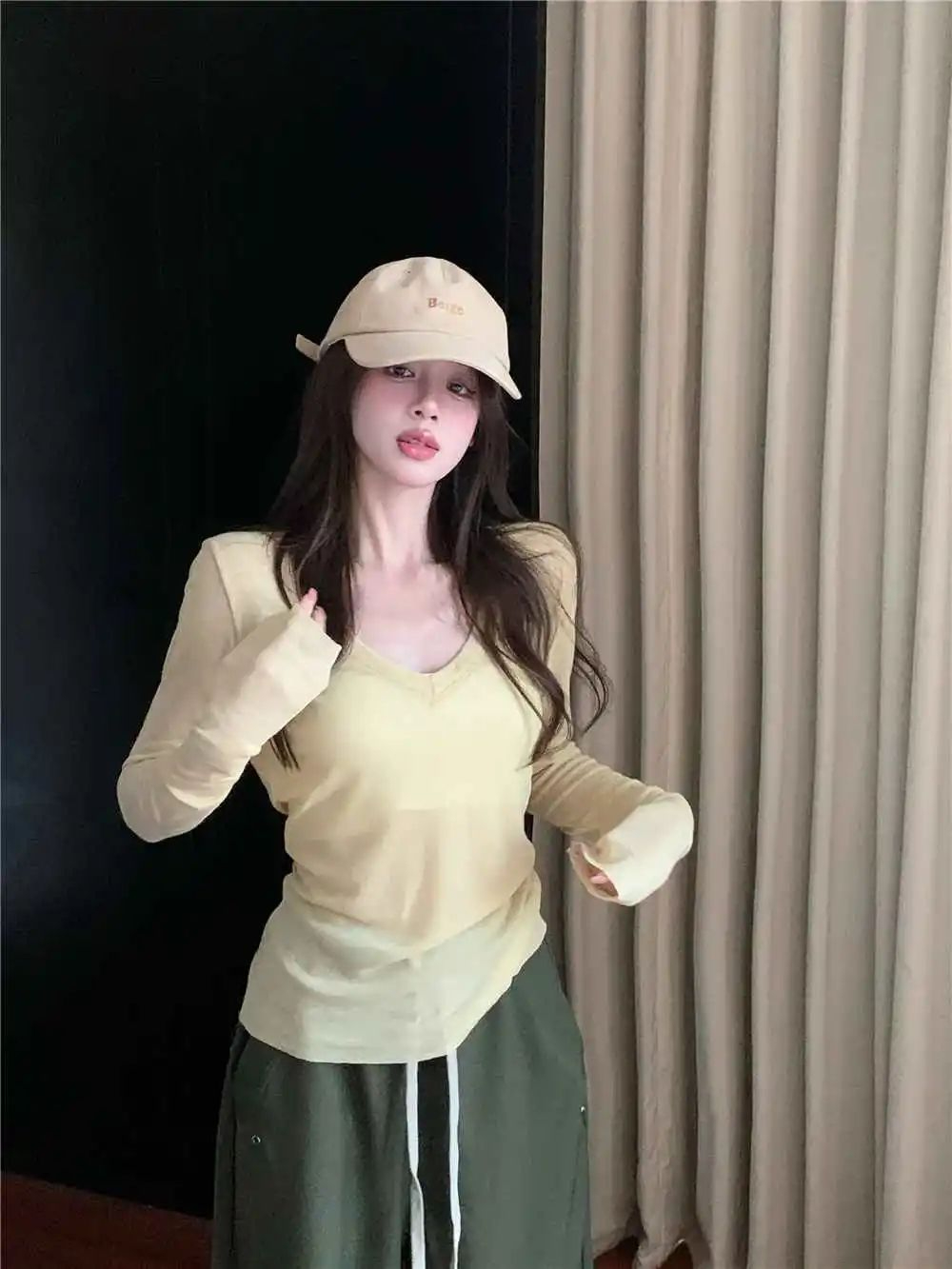 Back bag collar lazy style yellow T-shirt women's design niche long-sleeved sun protection blouse summer v-neck hottie