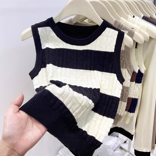 Contrast color stripe pit strip sleeveless knitted vest for women autumn and winter new style suit with waistcoat and outer top trendy