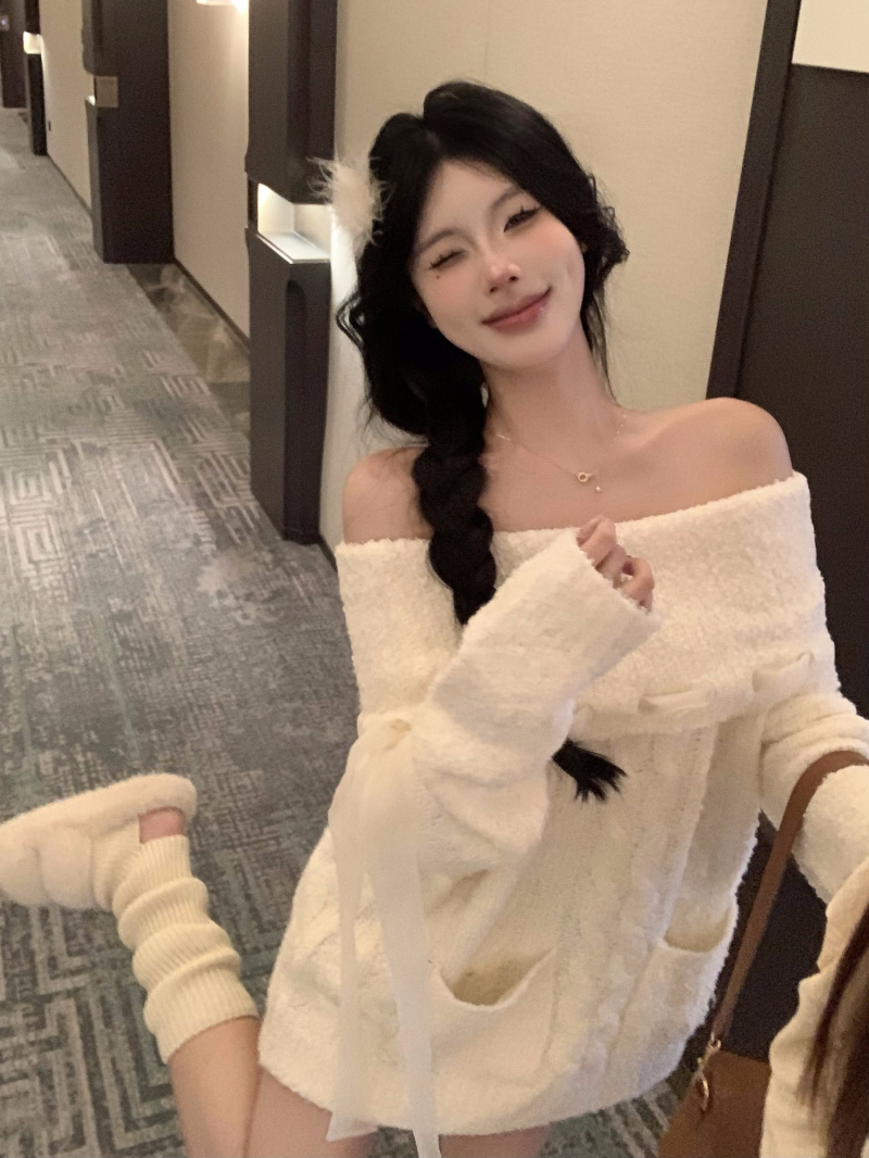 純欲風一字肩毛衣女秋冬韓版2024新款蝴蝶結飄帶設計感長袖針織衫