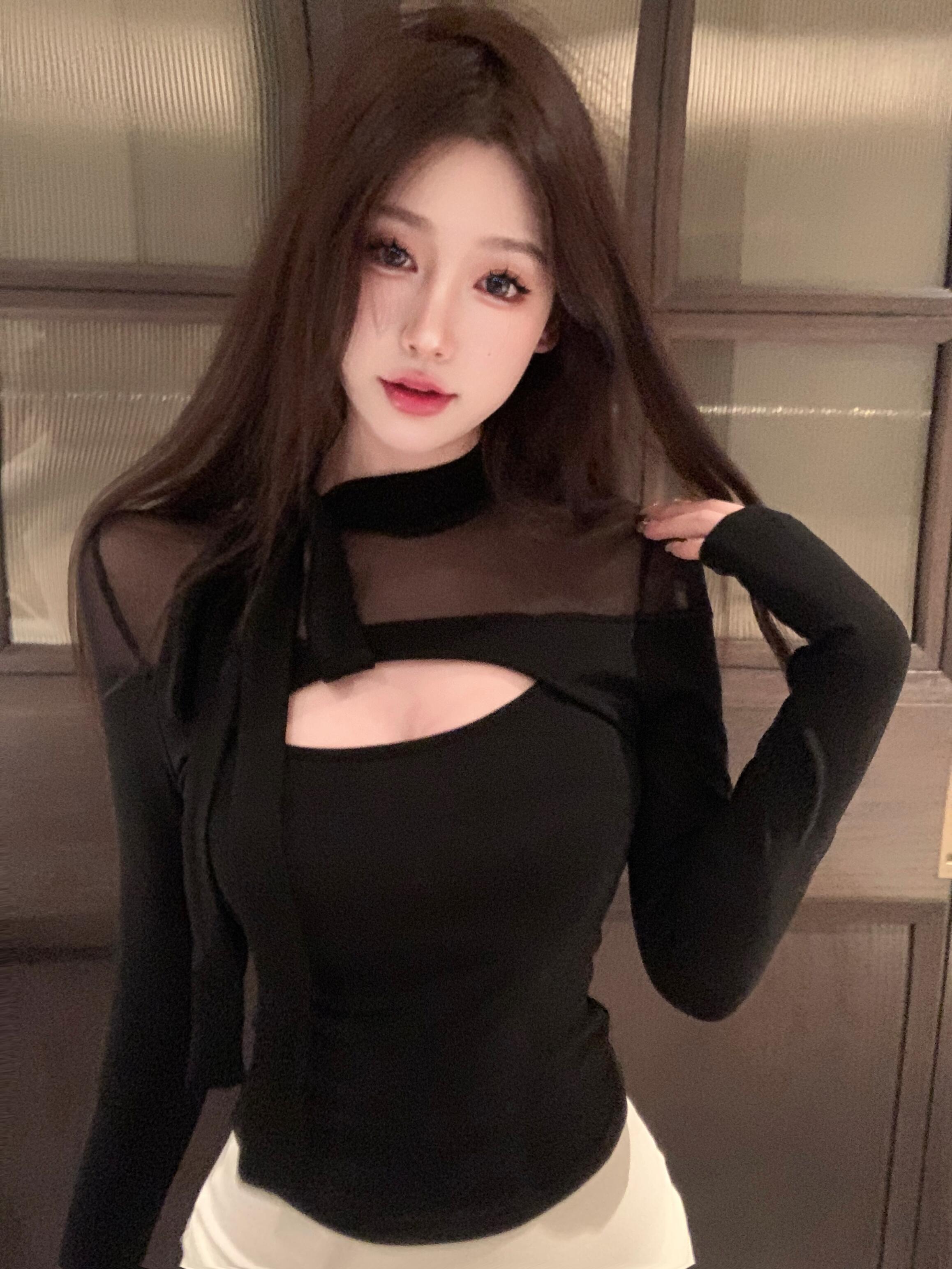 Real shot of sexy pure desire hollow bow mesh stitching slim bottoming top