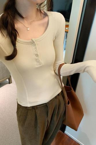 Actual picture of European short style right shoulder square shoulder round neck half-breasted slim fit velvet bottoming top