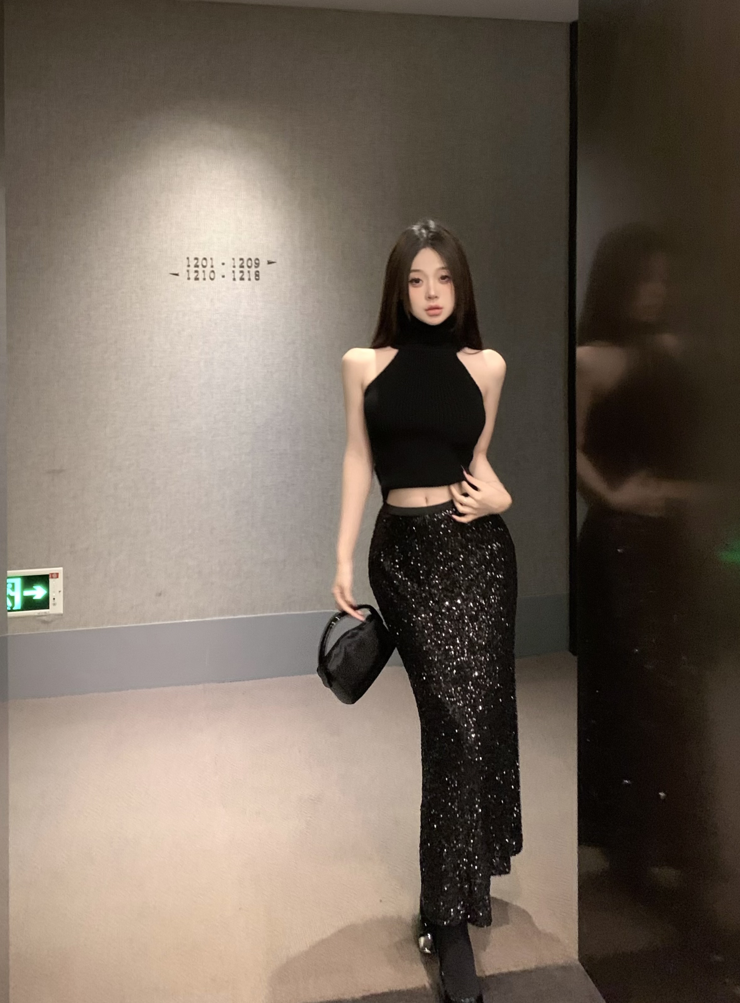 純欲辣妹高領無袖針織衫彈力背心+亮片性感純欲風長裙半裙